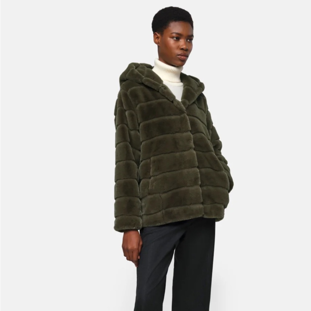 Apparis Goldy Faux Coat